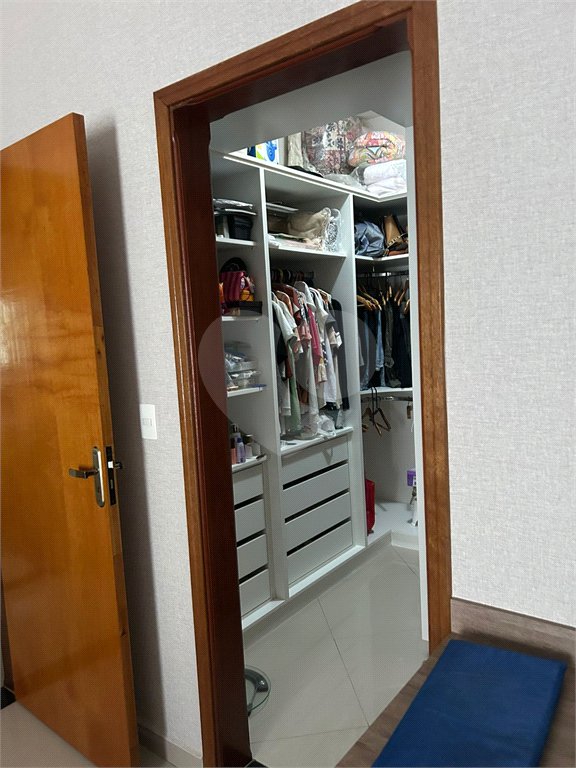 Casa à venda com 3 suítes em Jardim Regina, Indaiatuba, SP
