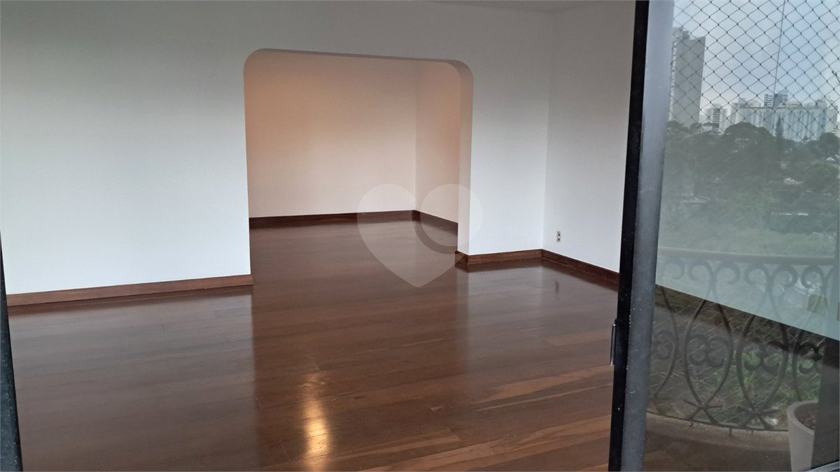 Apartamento para alugar com 4 suítes em Alto da Boa Vista, São Paulo, SP