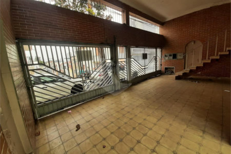 Sobrado à venda com 2 quartos em Vila Margarida, São Paulo, SP
