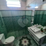 Casa Térrea com 3 dormitórios, sendo 1 suíte.