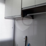 Apartamento no Condomínio Portal do Sol.
