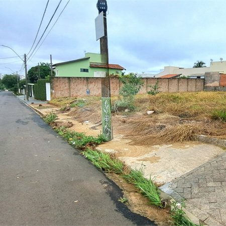 Terreno Amplo e Bem Localizado no Planalto Paraíso em São Carlos