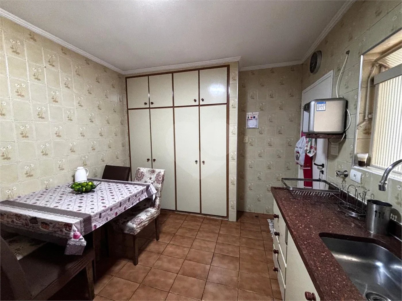 Casa com 03 dormitórios e 04 vagas Parada Inglesa