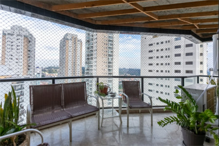 Apartamento à venda com 3 suítes em Vila Mascote, São Paulo, SP