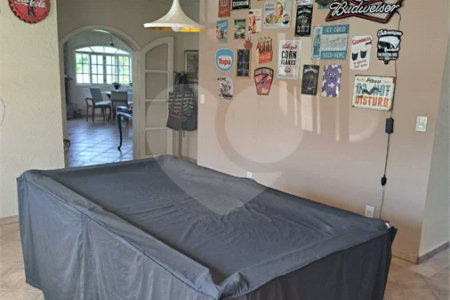 Casa Ampla com 5 Dormitórios, Piscina e Lazer Completo em Terreno de 1.260 m²