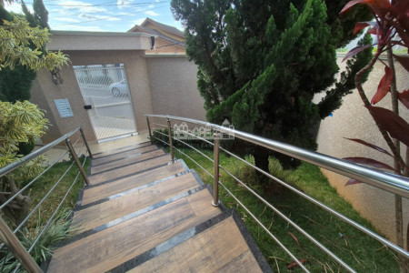Casa à venda com 3 quartos, sendo 1 suíte, em Vila Esperia Ou Giglio, Atibaia - SP