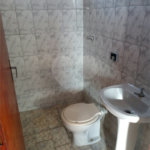 Sobrado com 5 dormitórios.