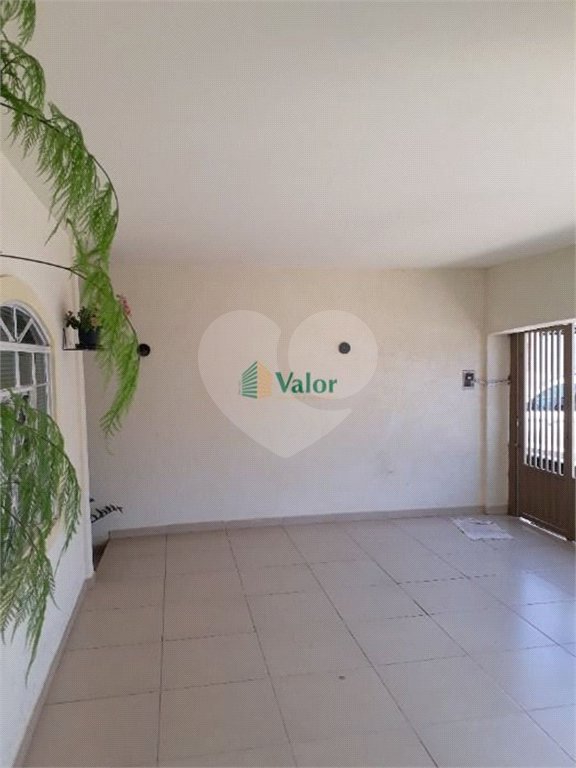Casa á venda no cidade Aracy