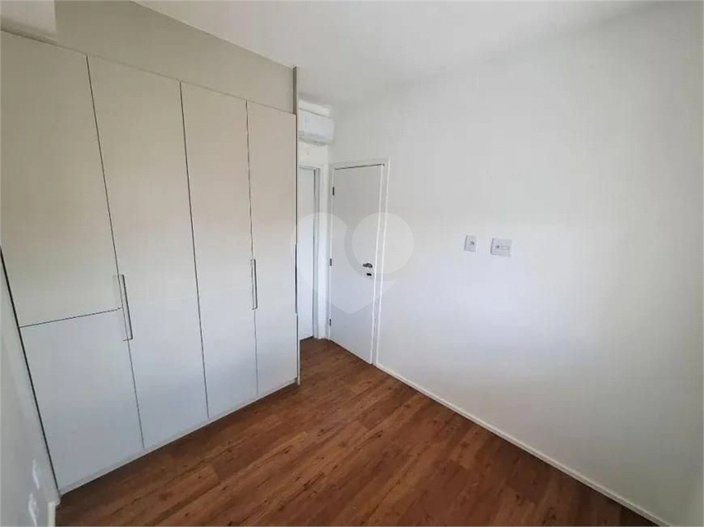 Apartamento com 1 quarto e 1 vaga para locação na Liberdade próximo ao Hospital A. C. Camargo na Liberdade!