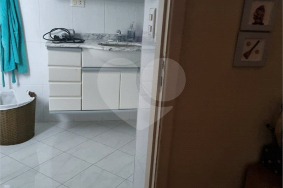 Casa Térrea à venda com 5 quartos, sendo 3 suítes, em Tremembé, São Paulo, SP