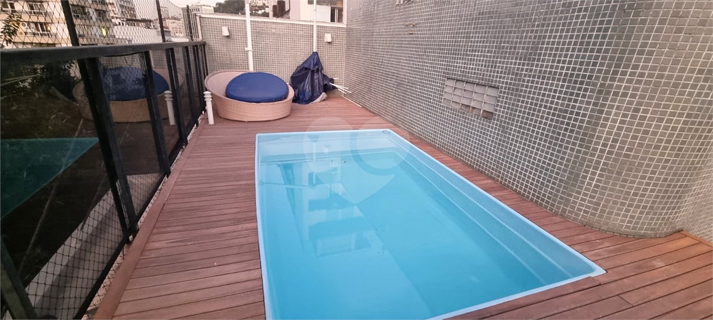Cobertura à venda com 3 quartos, sendo 2 suítes,  em Lagoa, Rio de Janeiro, RJ