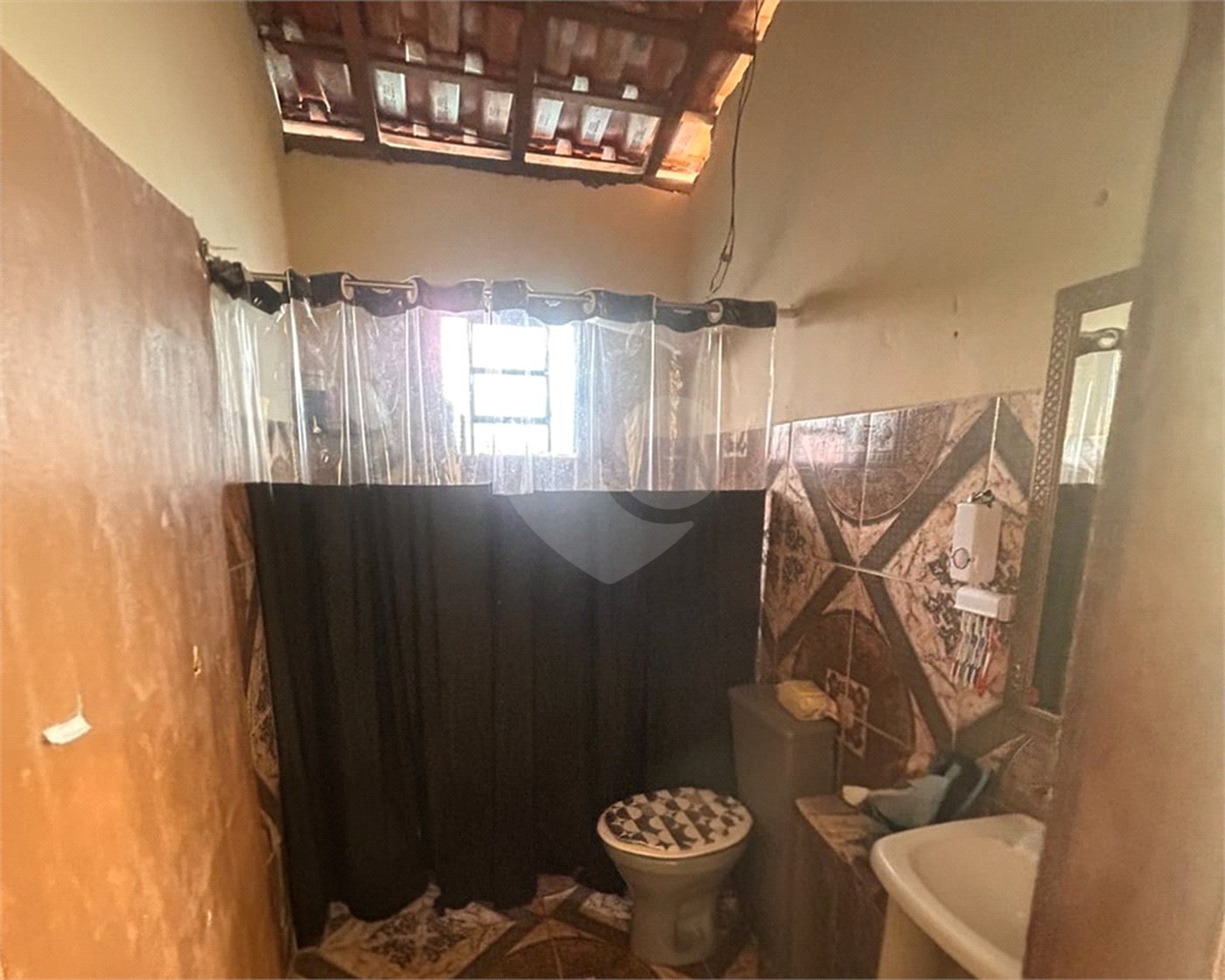 Casa à venda com 2 quartos em Vila Carvalho, Itapetininga, SP