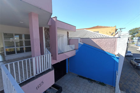 Casa à venda ou para alugar com 3 quartos, sendo 1 suíte, no Centro, Itapetininga, SP