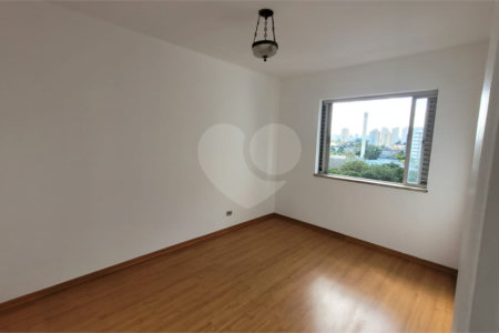 Apartamento à venda com 2 quartos em Santo Amaro, São Paulo, SP