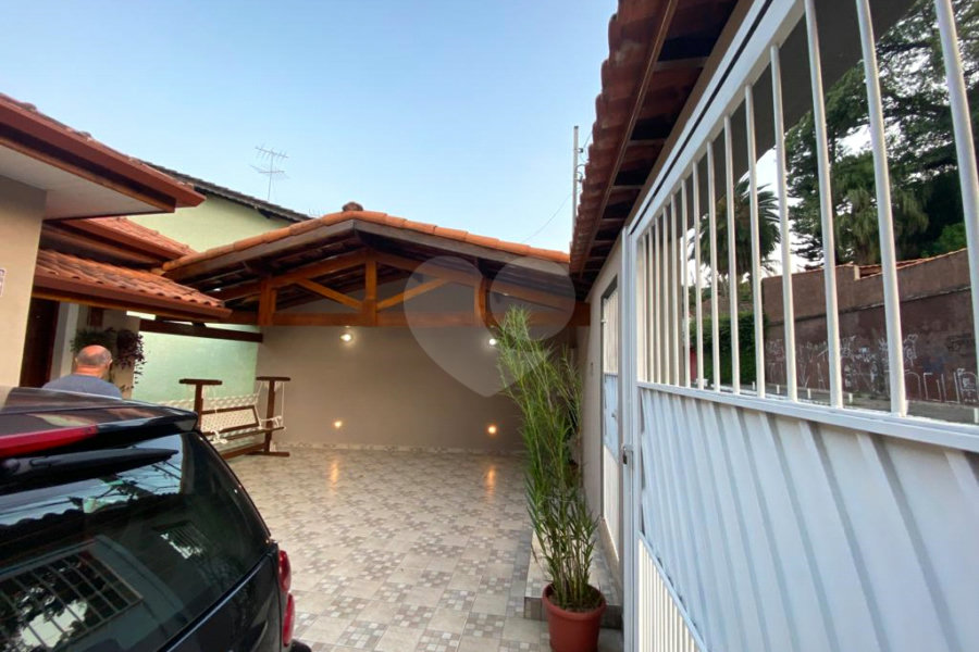 Sobrado à venda com 2 quartos, sendo 1 suíte, em Horto, São Paulo, SP