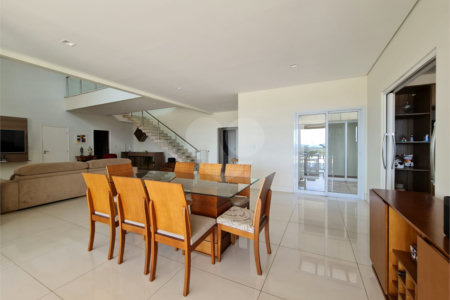Casa à venda ou para alugar com 4 suítes no condomínio Residencial Jardim Primavera, Louveira - SP