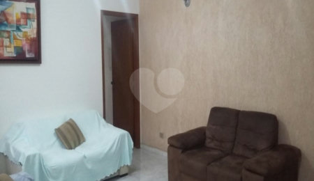 Casa à venda com 3 quartos, sendo 1 suíte,  em Jardim Pinheiros, São Paulo, SP