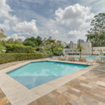Casa à venda com 4 suítes no condomínio Granja do Morumbi, São Paulo - SP