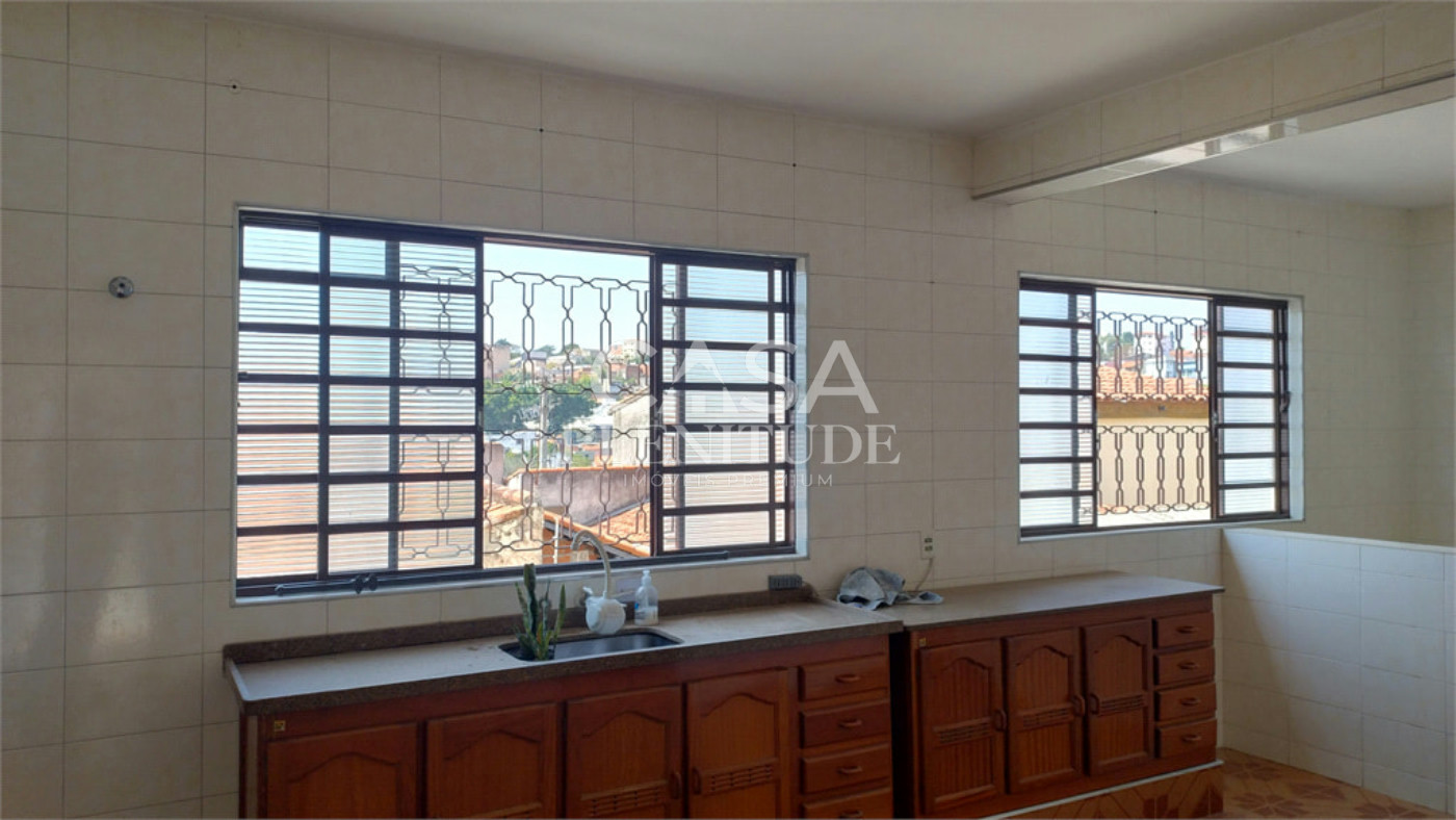 Casa à venda com 4 quartos, sendo 1 suíte, em Jardim Itanguá, Sorocaba, SP