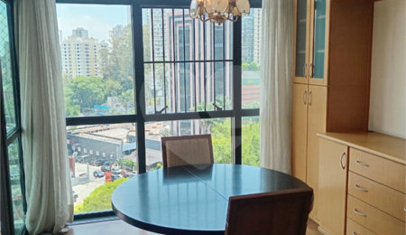 Apartamento à venda com 3 quartos, sendo 1 suíte,  em Vila Suzana, São Paulo, SP