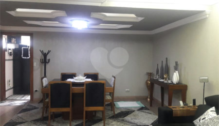 Sobrado à venda com 3 quartos, sendo 1 suíte,  em Vila Milton, Guarulhos, SP
