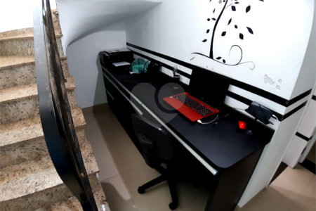Sobrado à venda com 4 quartos, sendo 2 suítes, em Parque Casa de Pedra, São Paulo, SP