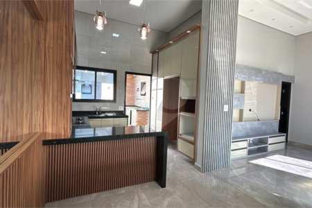 Casa à venda com 3 quartos, sendo 1 suíte, no condomínio Vila Paraty, Indaiatuba - SP