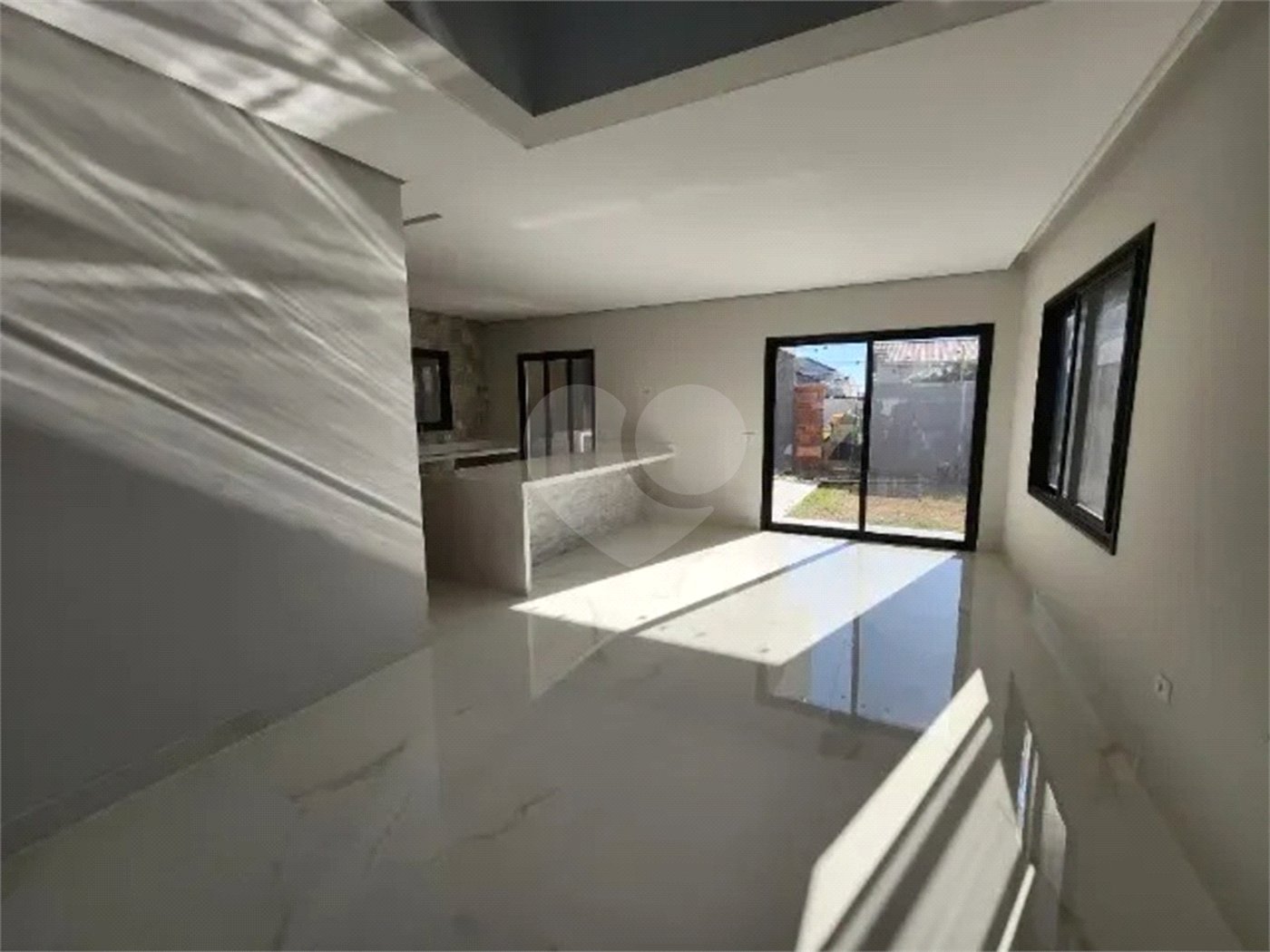 CASA A VENDA 280M², 4 DORMITORIOS, 4 SUITES, 4 VAGAS - URBANOVA - SÃO JOSÉ DOS CAMPOS/SP.