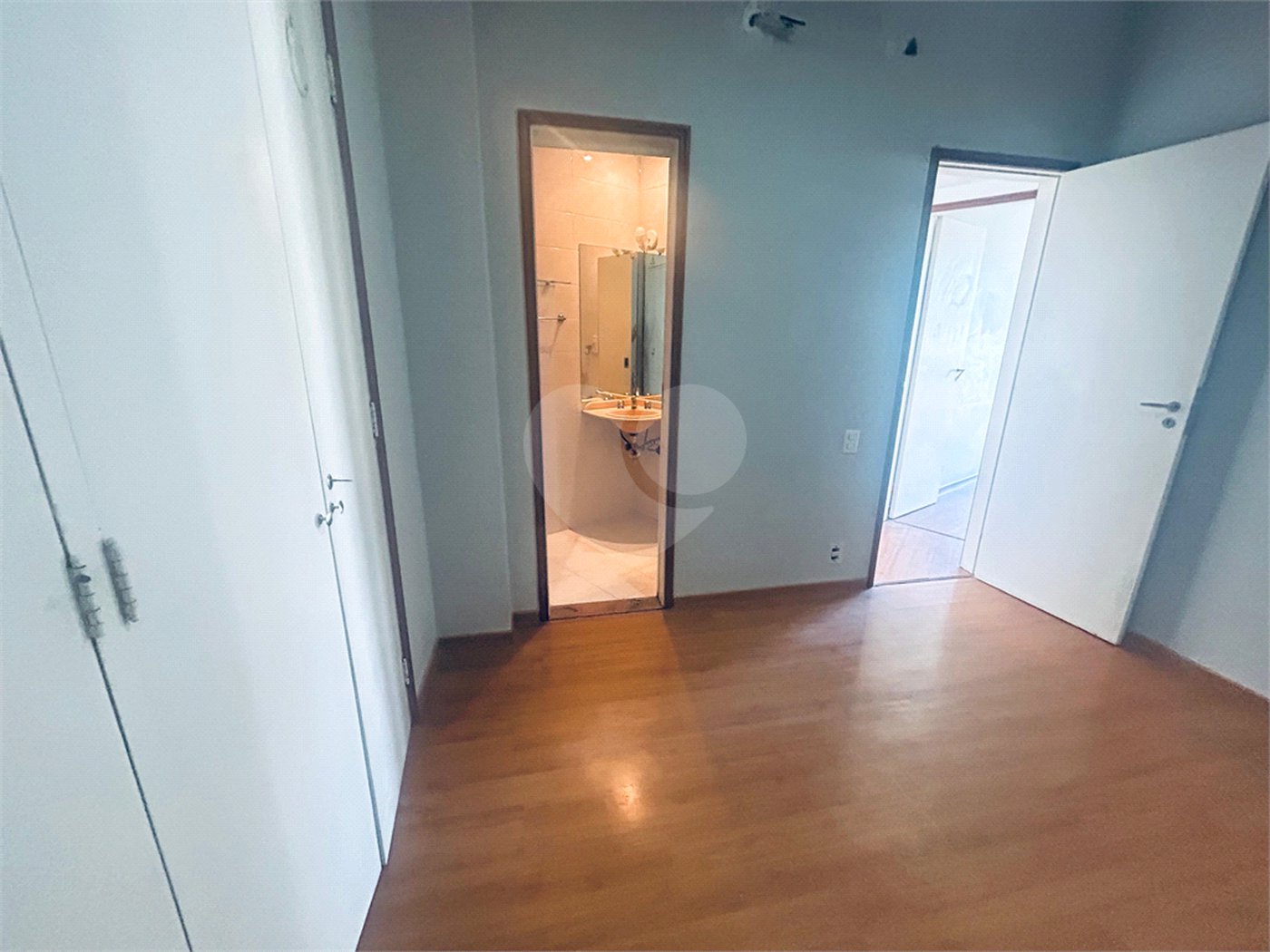 Apartamento à venda com 3 quartos, sendo 1 suíte, em Lagoa, Rio de Janeiro, RJ