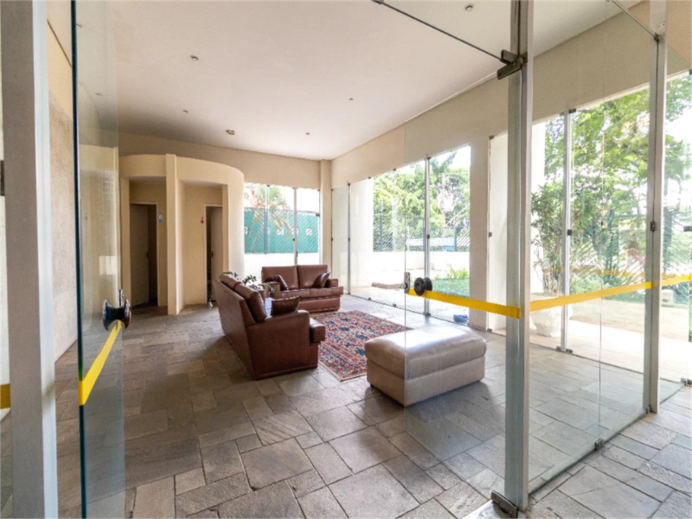 Apartamento à venda com 3 quartos, sendo 1 suíte, em Pinheiros, São Paulo, SP