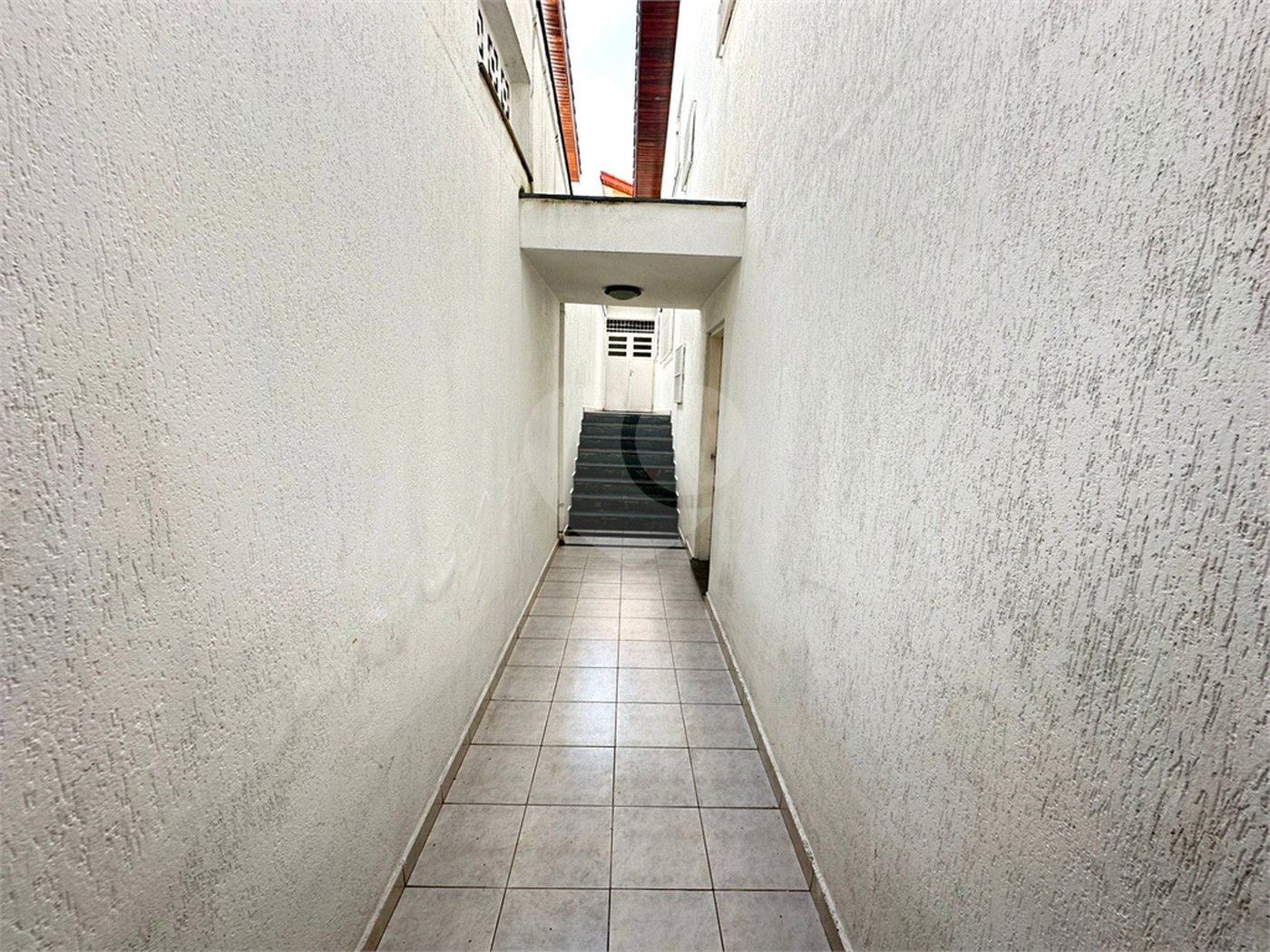 Casa à venda com 3 quartos, sendo 1 suíte, em Jardim Trussardi, São Paulo, SP