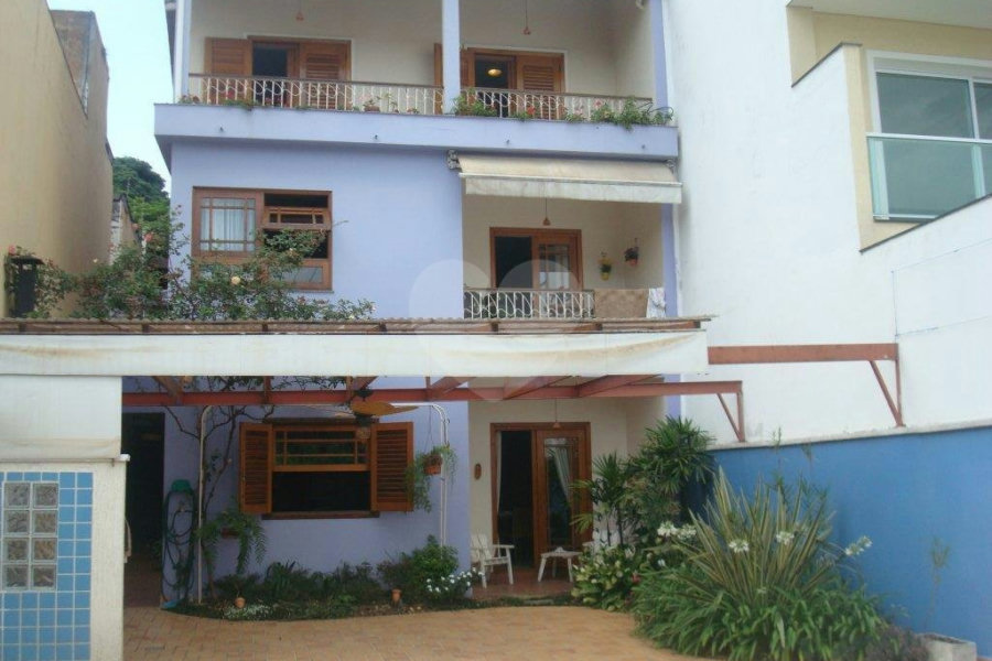 Casa à venda com 4 suítes em Jardim Franca, São Paulo, SP