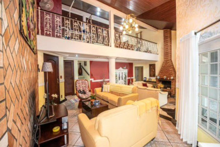 Casa à venda com 3 suítes no condomínio Aldeia da Serrinha, Sorocaba - SP
