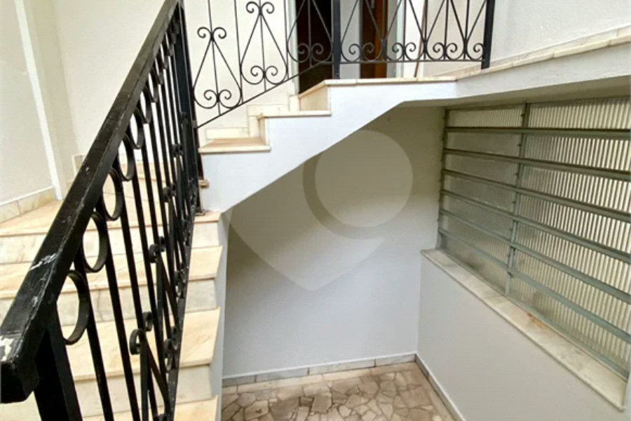 Sobrado comercial para alugar com 3 quartos no Centro de Piracicaba