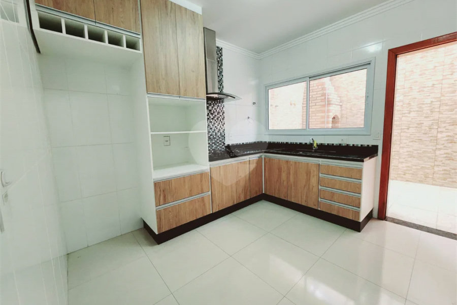 Casa à venda com 2 suítes no condomínio Residencial Vila Rosa, São Paulo - SP
