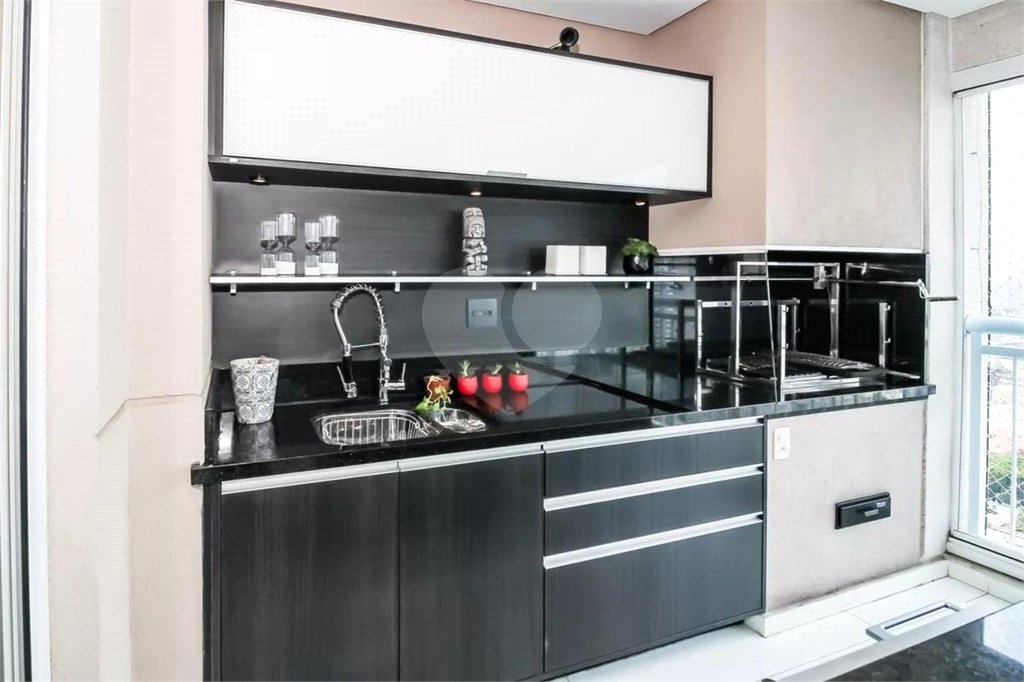 Apartamento à venda com 3 suítes em Vila Romana, São Paulo, SP