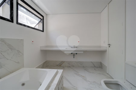 Casa à venda com 4 suítes no condomínio Hípica Max Garden, São Paulo - SP