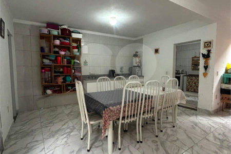 Sobrado à venda com 3 quartos, sendo 1 suíte,  em Jardim Regina, Indaiatuba, SP
