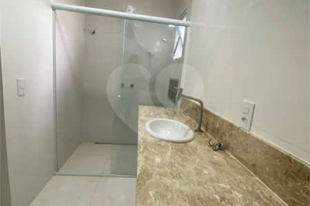 Casa à venda com 3 suítes no Centro, Vinhedo, SP