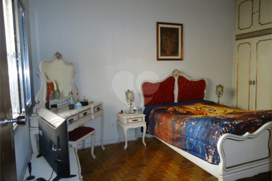 Sobrado à venda com 4 quartos em Santana, São Paulo, SP