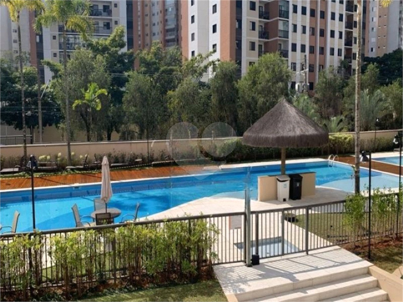 Apartamento à venda com 3 quartos, sendo 1 suíte,  em Cidade São Francisco, São Paulo, SP