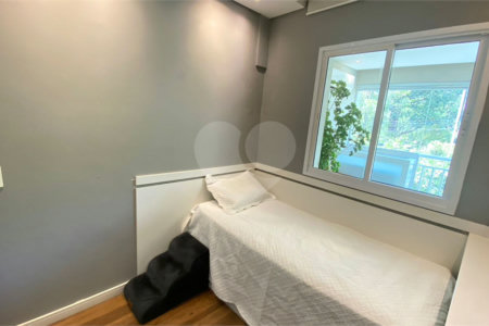 Apartamento à venda com 3 quartos, sendo 1 suíte, em Vila Andrade, São Paulo, SP