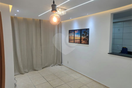 Apartamento à venda com 2 quartos em Santa Cruz, Rio de Janeiro, RJ