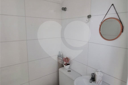 Sobrado à venda com 3 suítes em Vila Constança, São Paulo, SP