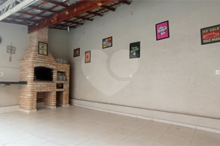 Sobrado à venda com 3 suítes em Vila Gustavo, São Paulo, SP
