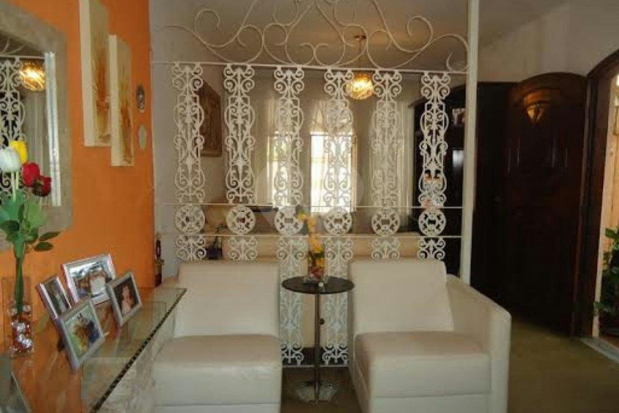 Sobrado à venda com 3 quartos, sendo 1 suíte,  em Jardim Franca, São Paulo, SP