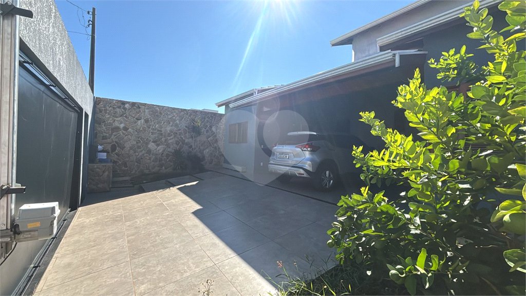 Casa Térrea à venda com 3 quartos, sendo 1 suíte,  em Jardim Esplanada II, Indaiatuba, SP