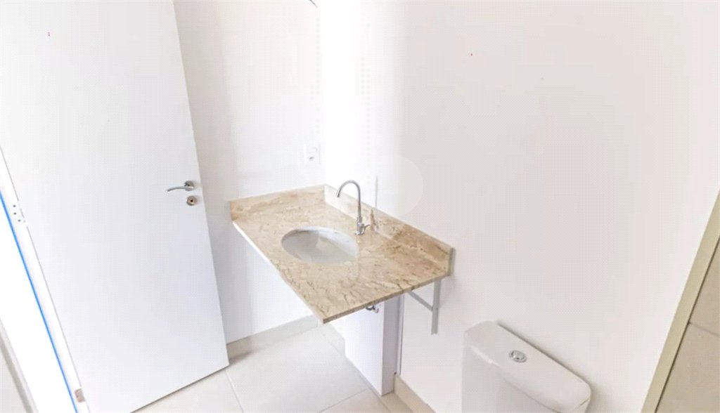 Apartamento à venda com 3 suítes em Brás, São Paulo, SP