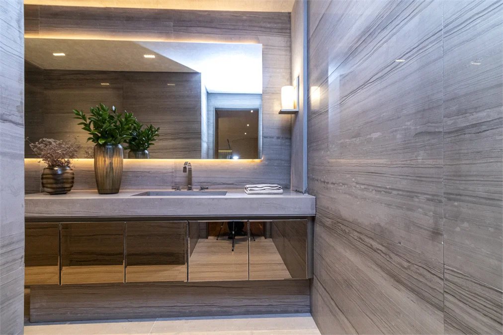 Apartamento à venda com 4 suítes em Jardim Guedala, São Paulo, SP