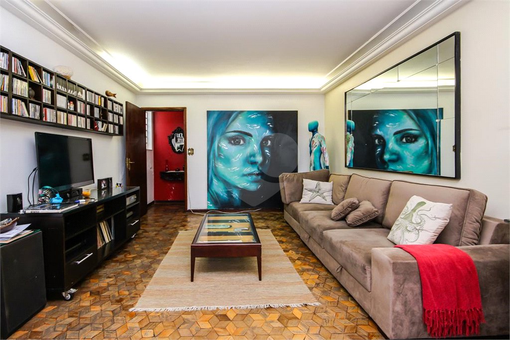 Casa à venda com 3 quartos, sendo 1 suíte, em Alto da Lapa, São Paulo, SP